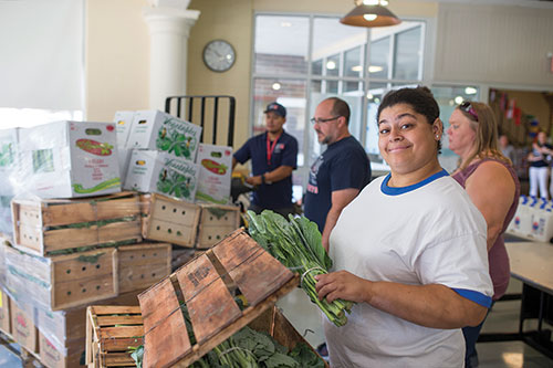 volunteering at school pantries